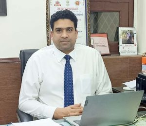 Dr. Ashu Consul - Expert Orthopaedic Surgeon in Dwarka, Delhi